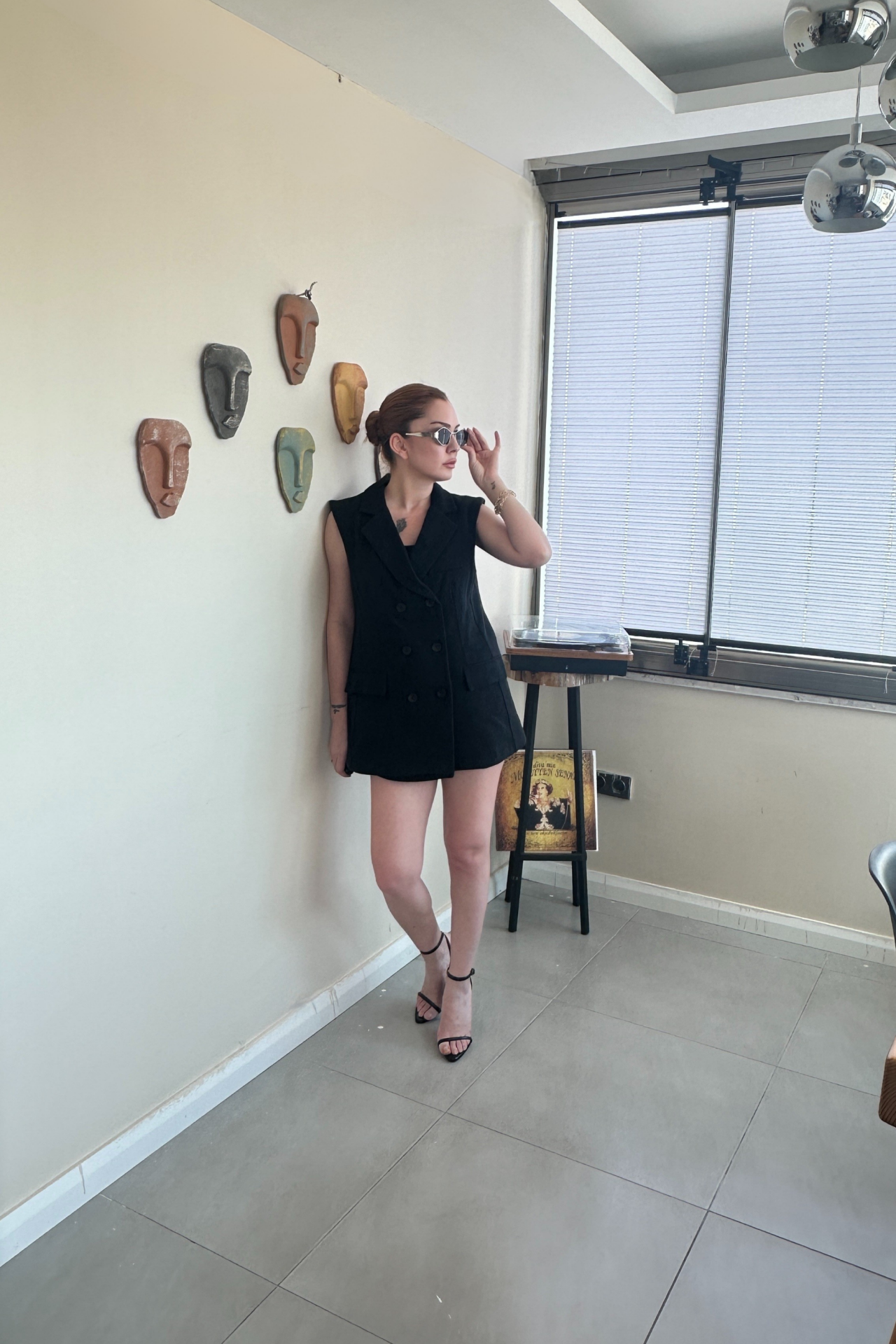 Siyah Keten Şort Etek & Yelek Takım