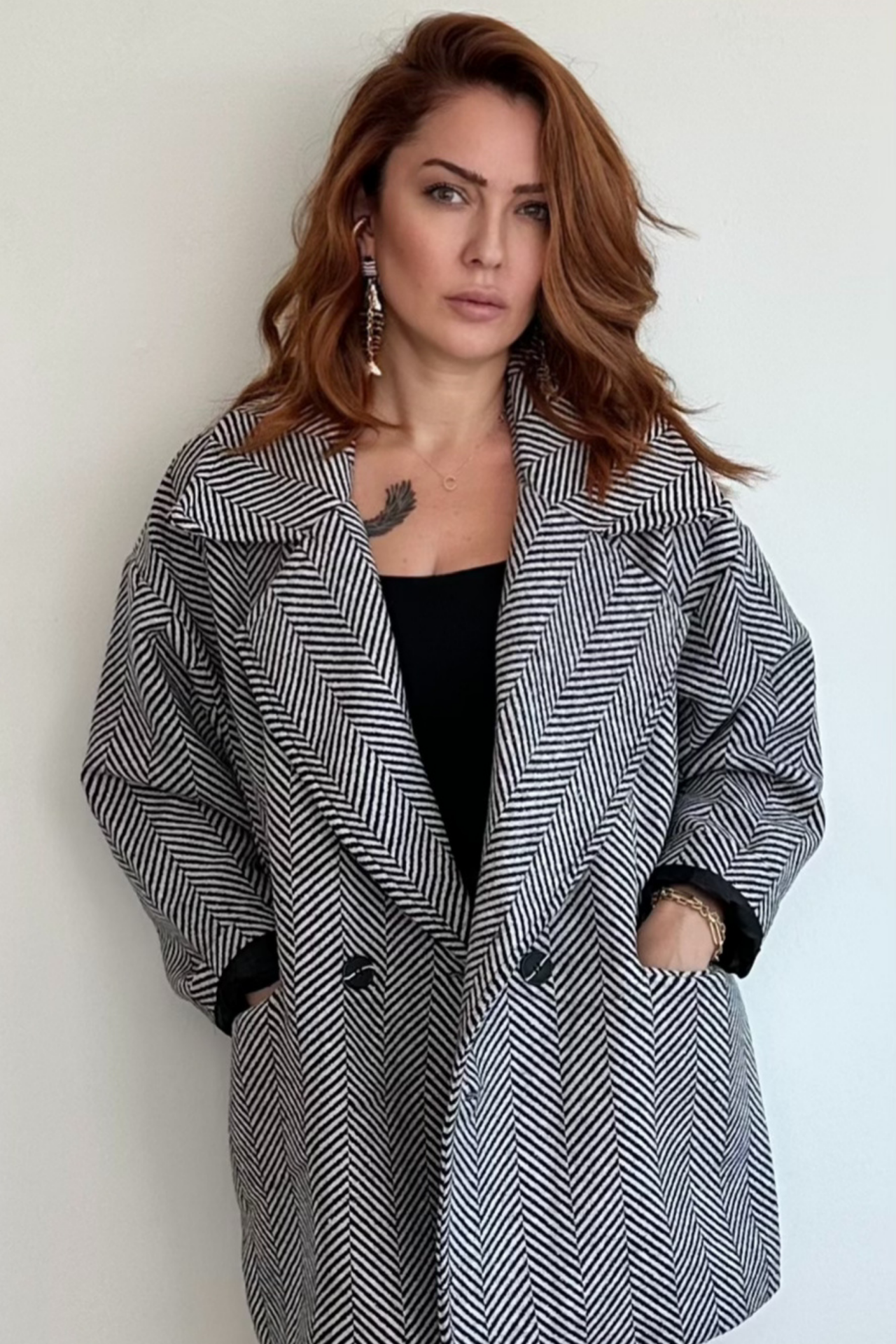 Balık Sırtı Desenli Kaşe Kısa Kaban