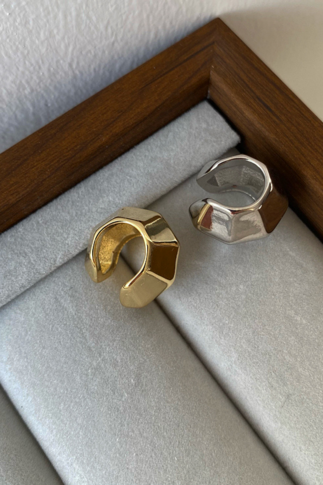 Altıgen Çelik Kıkırdak Küpe (Gold )