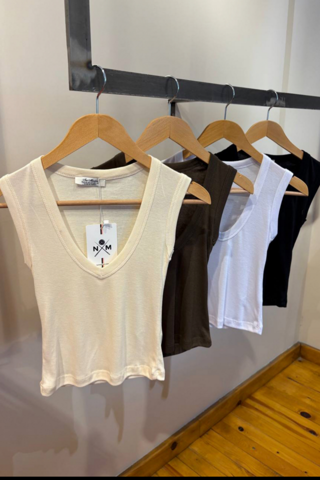 Krem Geniş V Yaka Basic Üst