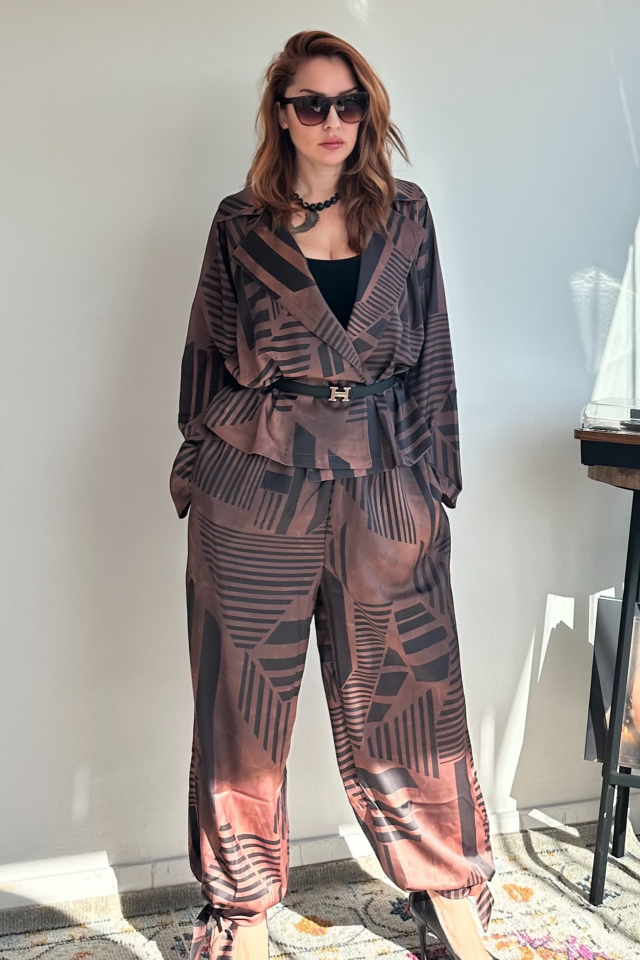 Desenli Gömlek Şalvar Takım