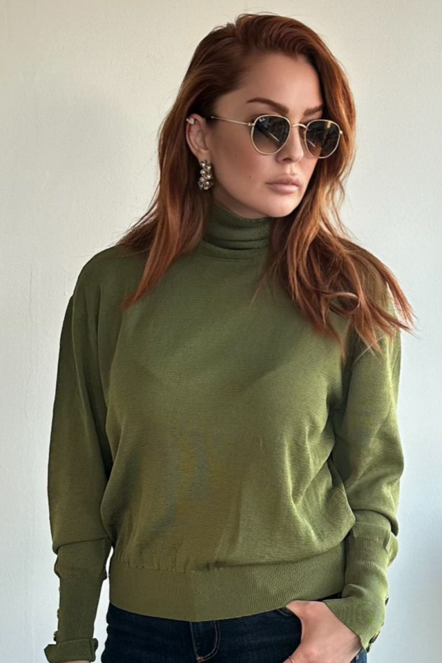 Yeşil Kol Düğme Detaylı Balıkçı Yaka  Kazak