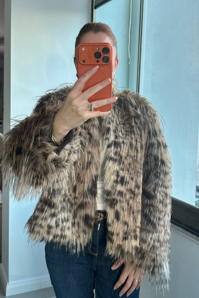 Leopar Desenli Kürk