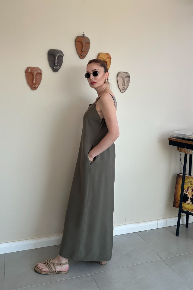 Kahverengi Askılı Elbise