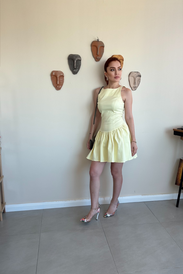 Sarı Volanlı Mini Elbise