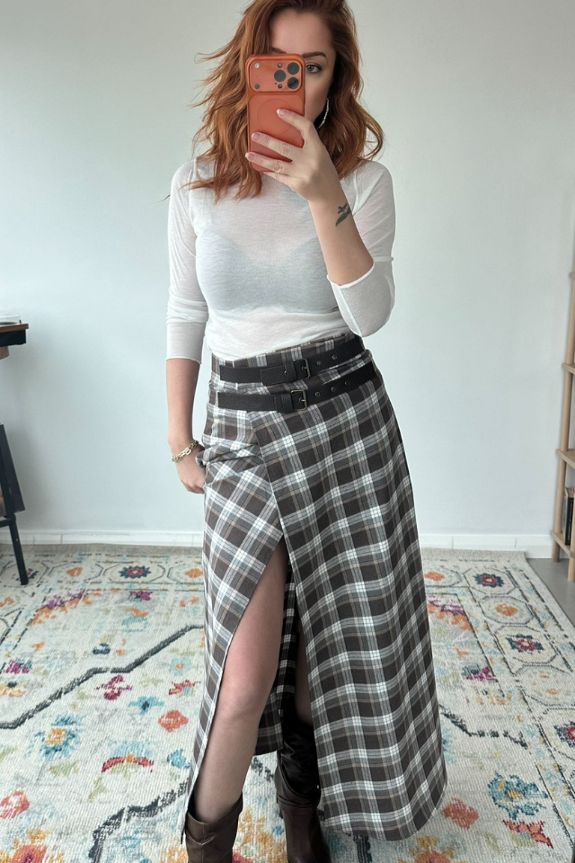 Kemerli Yırtmaçlı Ekoseli Uzun Etek