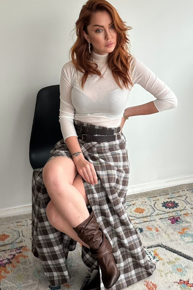 Kemerli Yırtmaçlı Ekoseli Uzun Etek