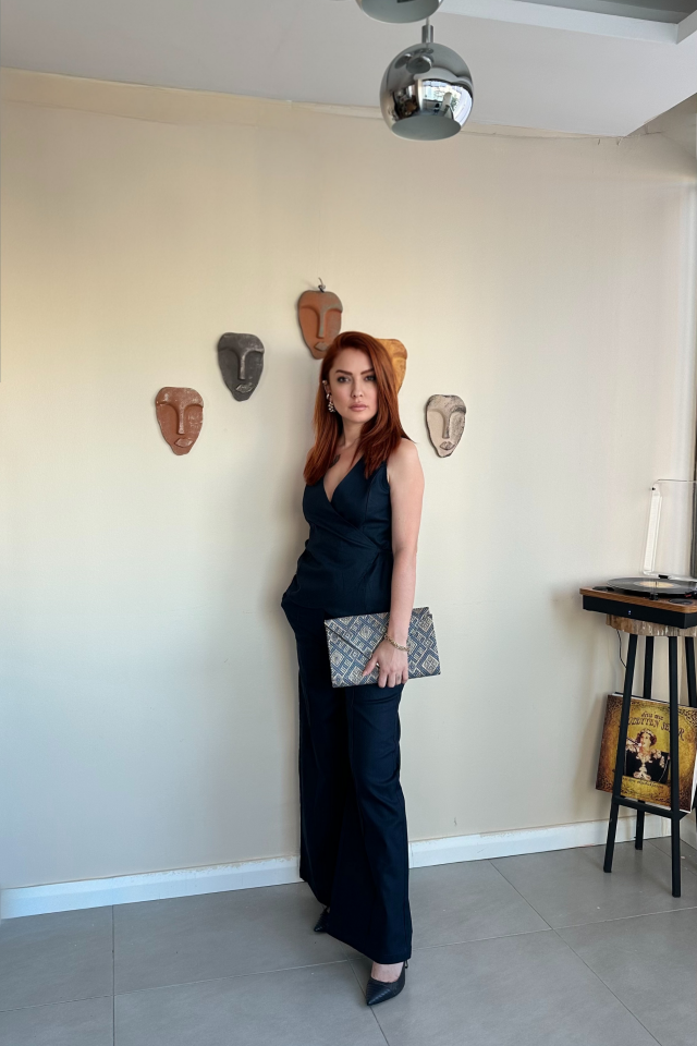 Lacivert Kruvaze Bağlamalı Keten Yelek Takım