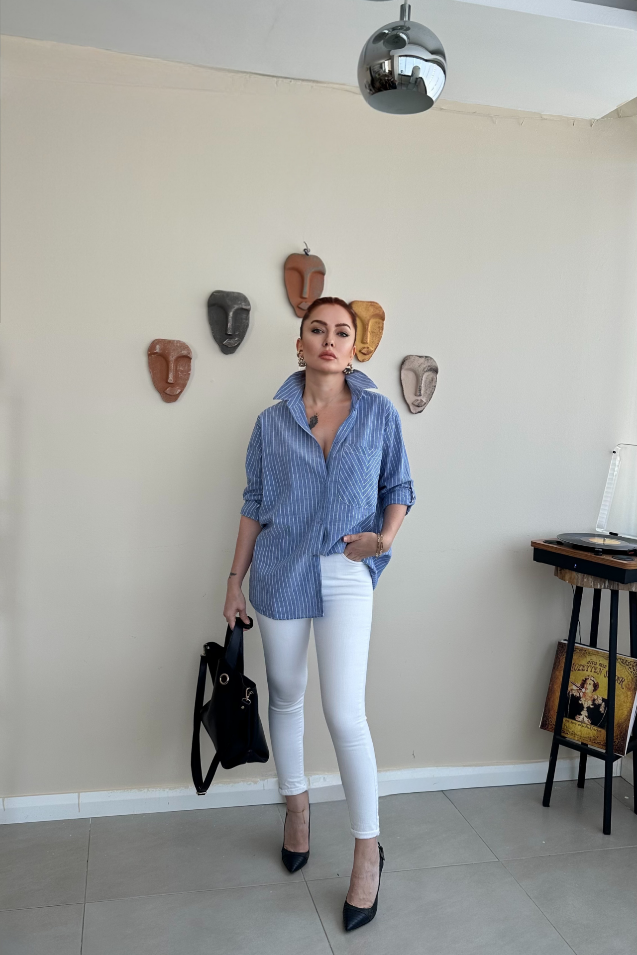 Mavi Çizgili Gömlek