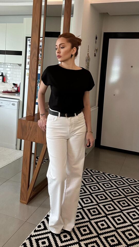 Kemerli Stright Kalıp Beyaz Jean