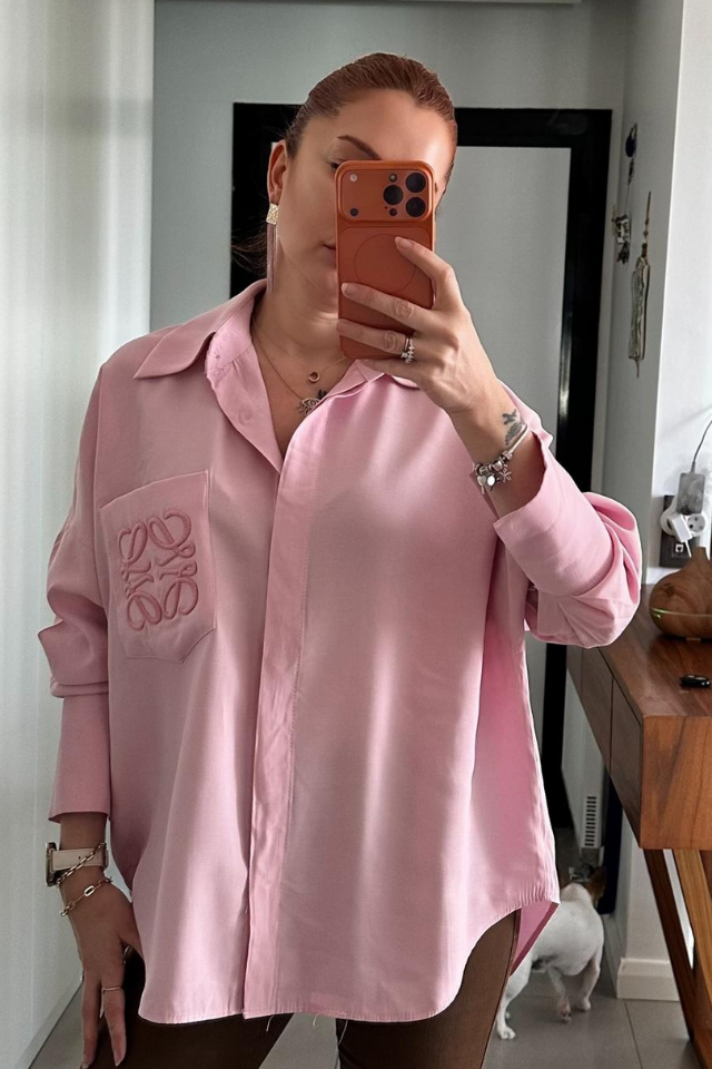 Pembe Cep Nakışlı Gömlek