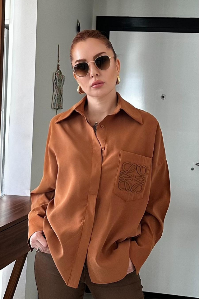 Taba Cep Nakışlı Gömlek