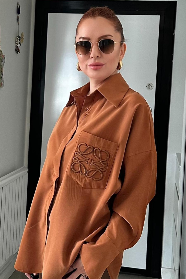 Taba Cep Nakışlı Gömlek