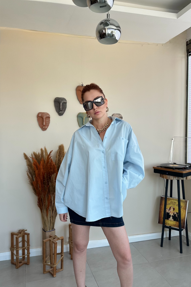 Mavi Büyük Tek Cepli Gömlek