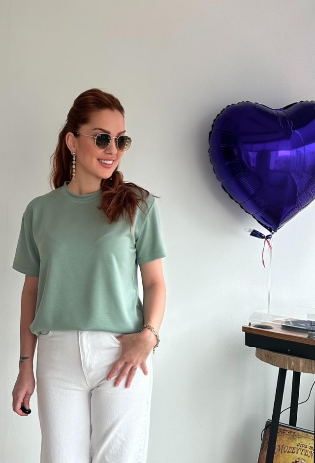 Modal Kumaş Mint Yeşili Basic Tişört