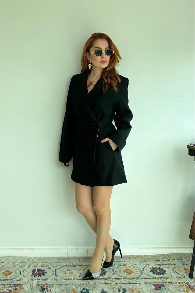 Blazer Model Vatkalı Elbise Siyah