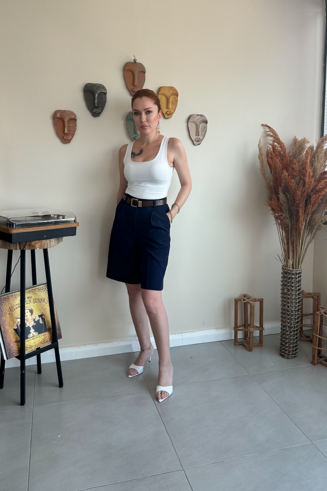 Lacivert Bermuda Şort