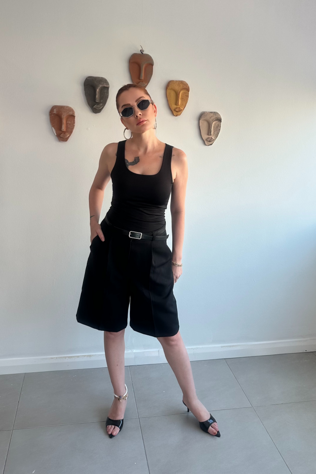 Siyah Bermuda şort