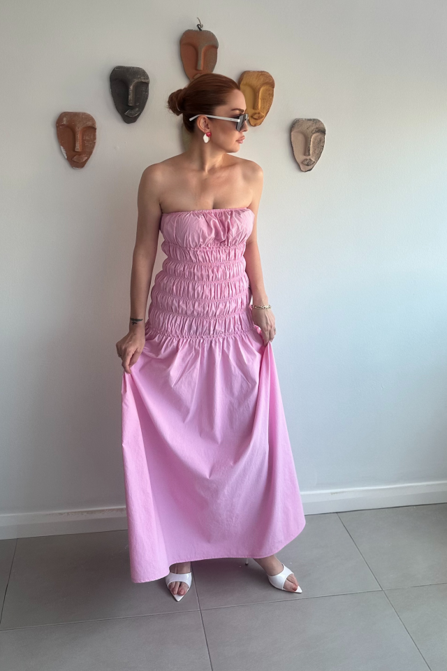 Pembe Büzgülü Straplez Elbise