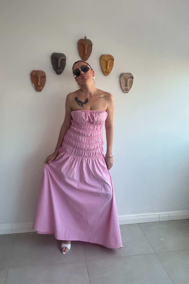 Pembe Büzgülü Straplez Elbise