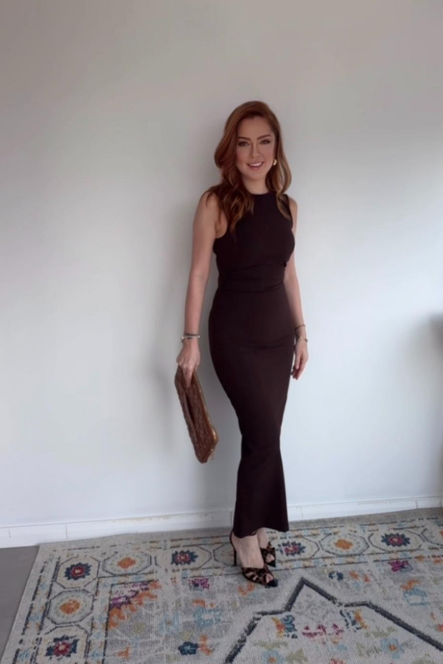 Arkası Tokalı Kahve Rengi Midi Elbise