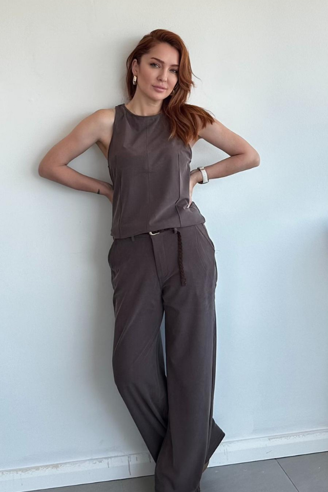 Kahverengi , Kemerli Bluz  Pantolon Takım