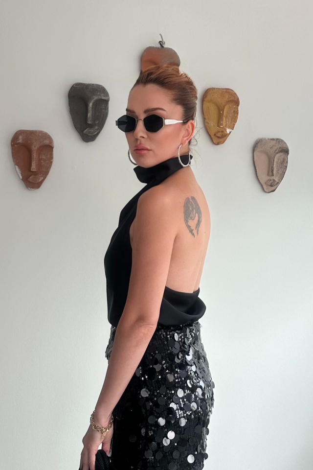 Siyah Halter Yaka Saten Bluz