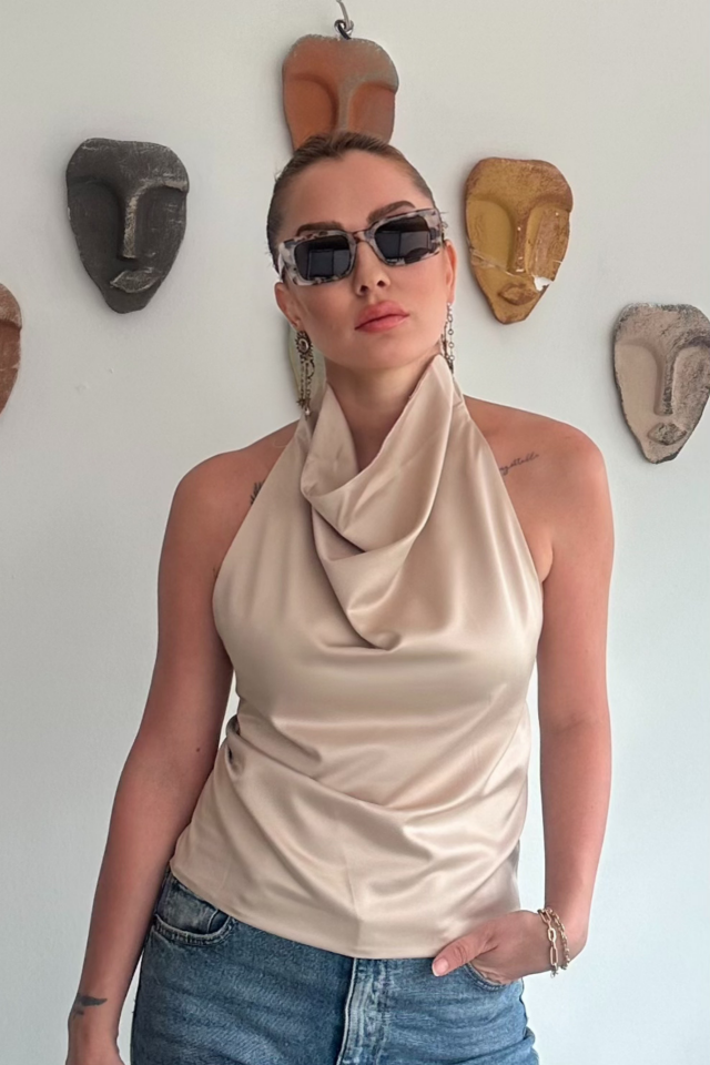 Halter Yaka Bej Saten Bluz