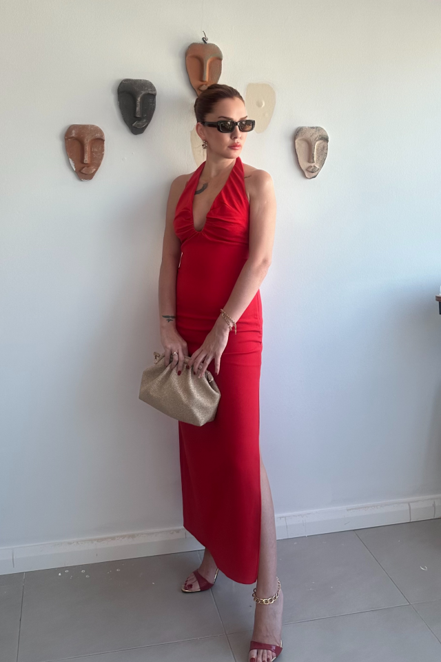 Kırmızı Boyundan Bağlamalı Dekolte Elbise