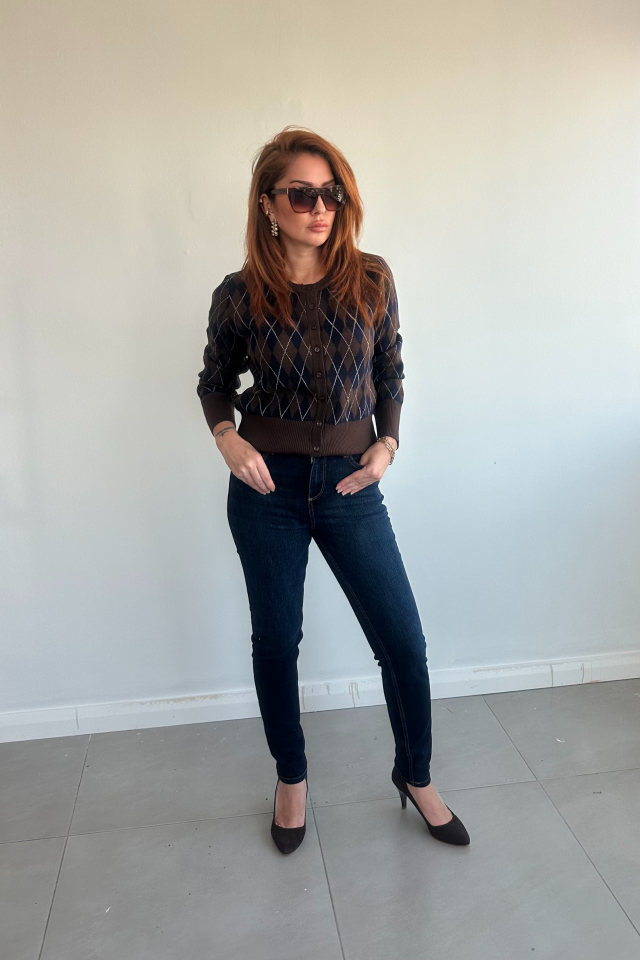 Kemerli Baklava Desenli Kazak