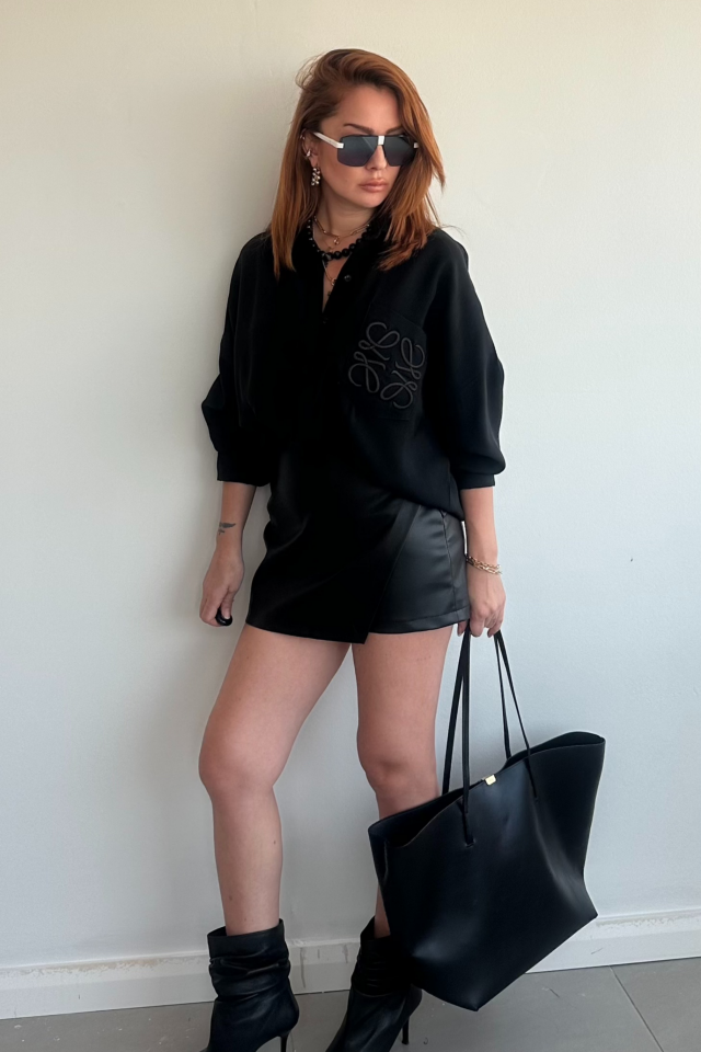 Siyah Deri Şort Etek