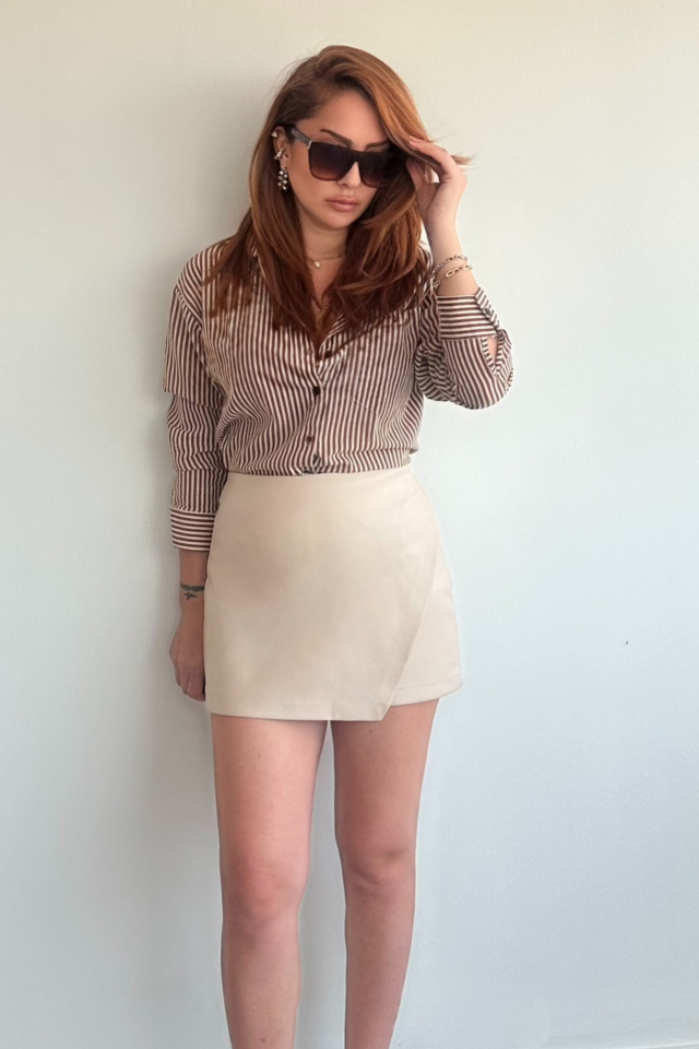 Taş Deri Şort Etek