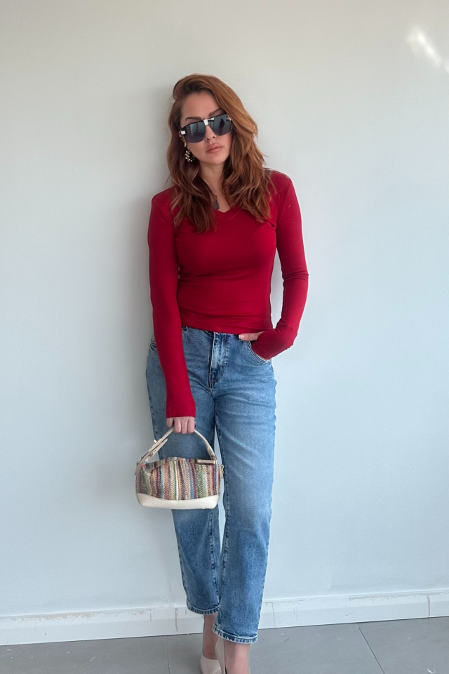 Kımızı V Yaka  Parmak Geçmeli Bluz