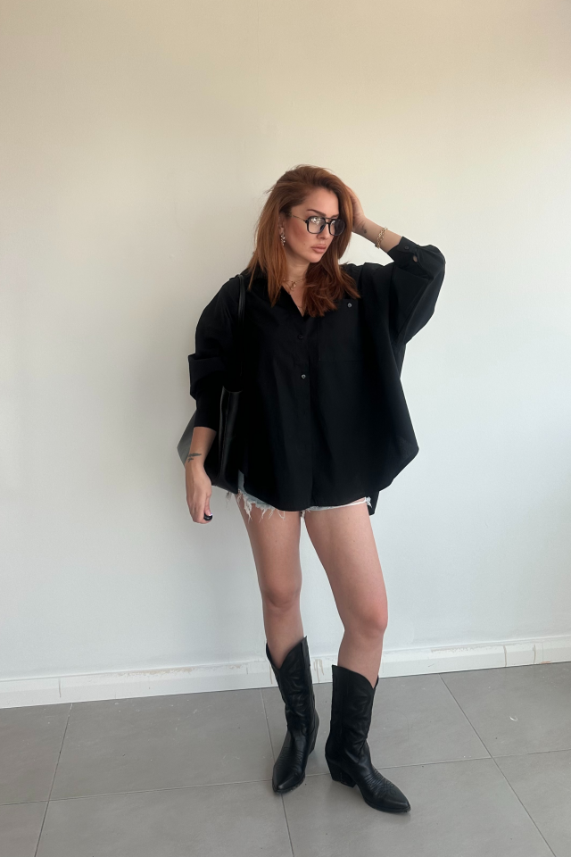 Siyah Tek Cepli Gömlek