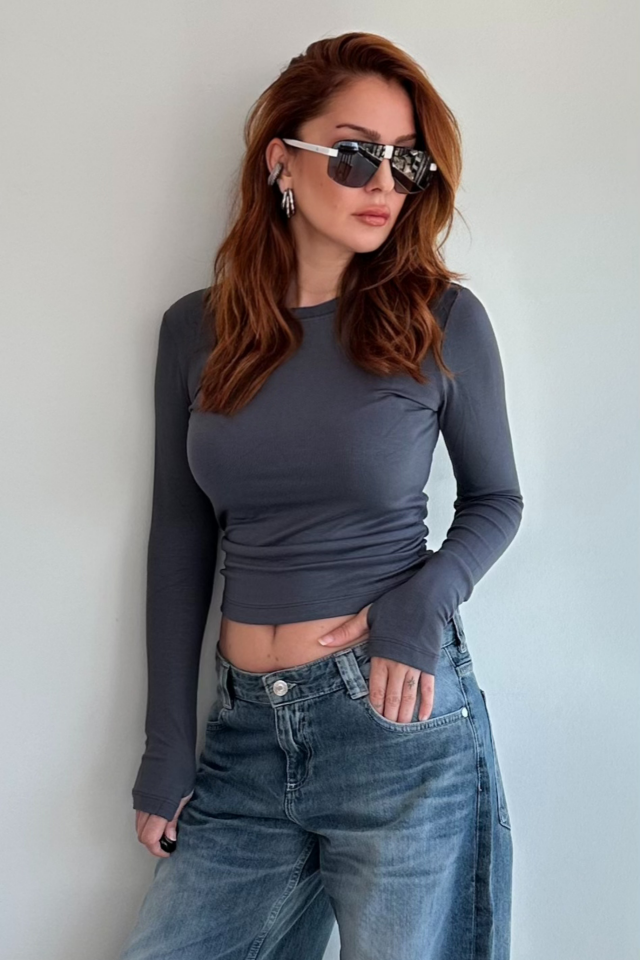 Antrasit Parmak Geçirmeli Bluz